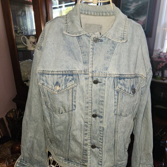 Vintage GAP Denim Trucker Jacket - Picture 1 of 5